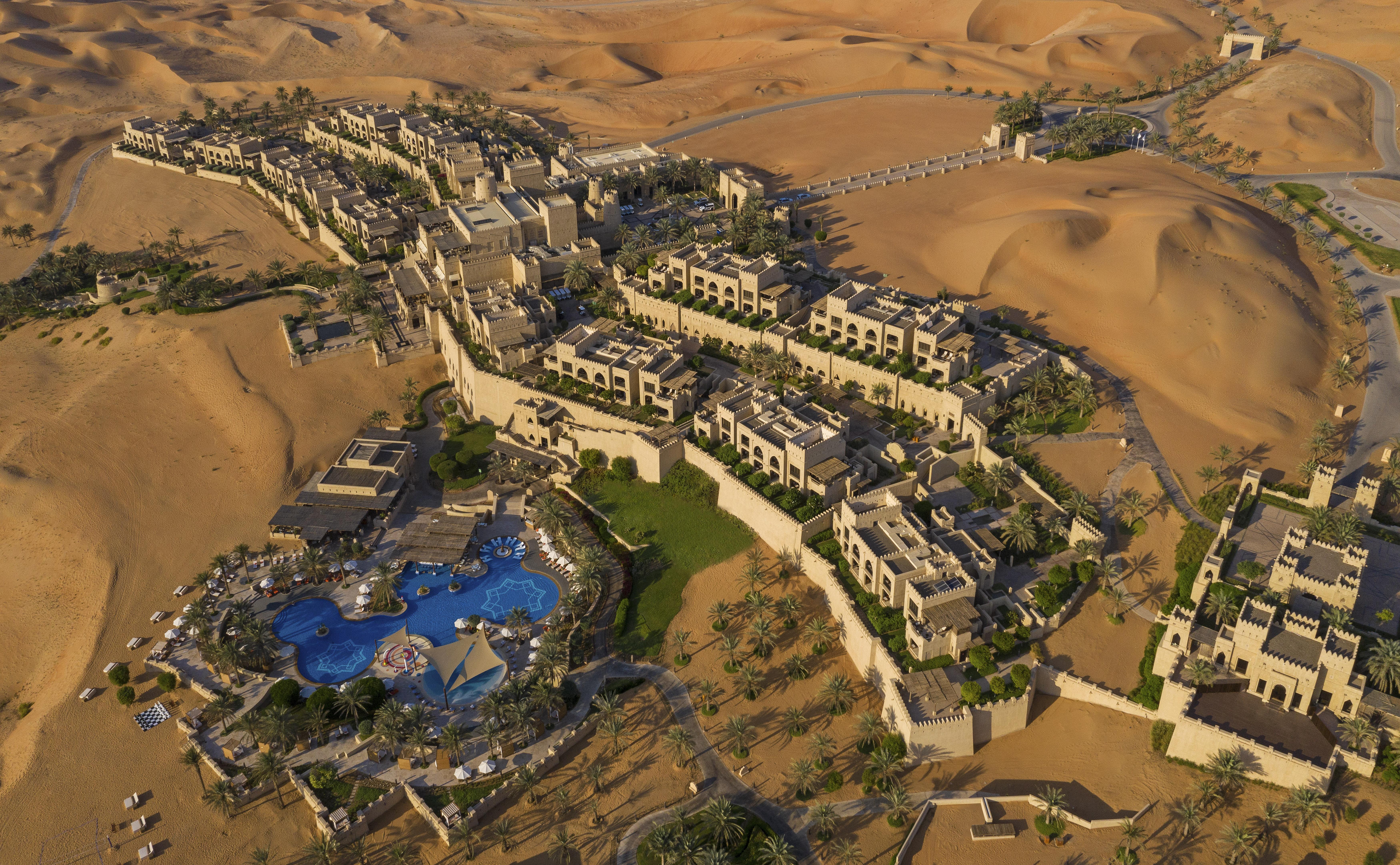 Anantara Qasr al Sarab Desert Resort Jereirah Exterior foto
